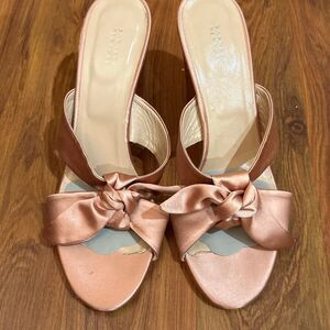Barneys New York blush satin chunky heel bow heels size 38.5 (7.5)
